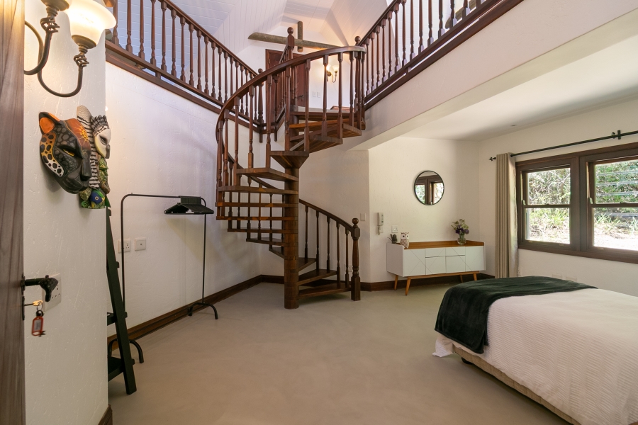 5 Bedroom Property for Sale in Pezula Golf Estate Western Cape